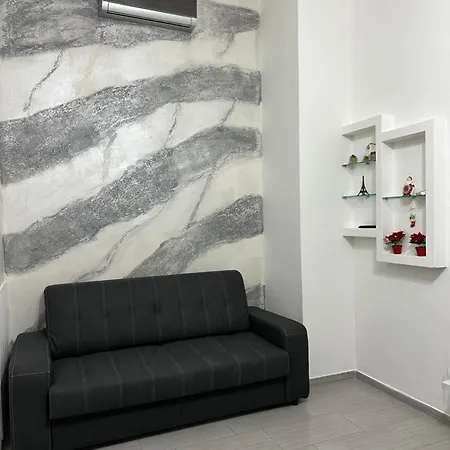 House Antonella 公寓 *